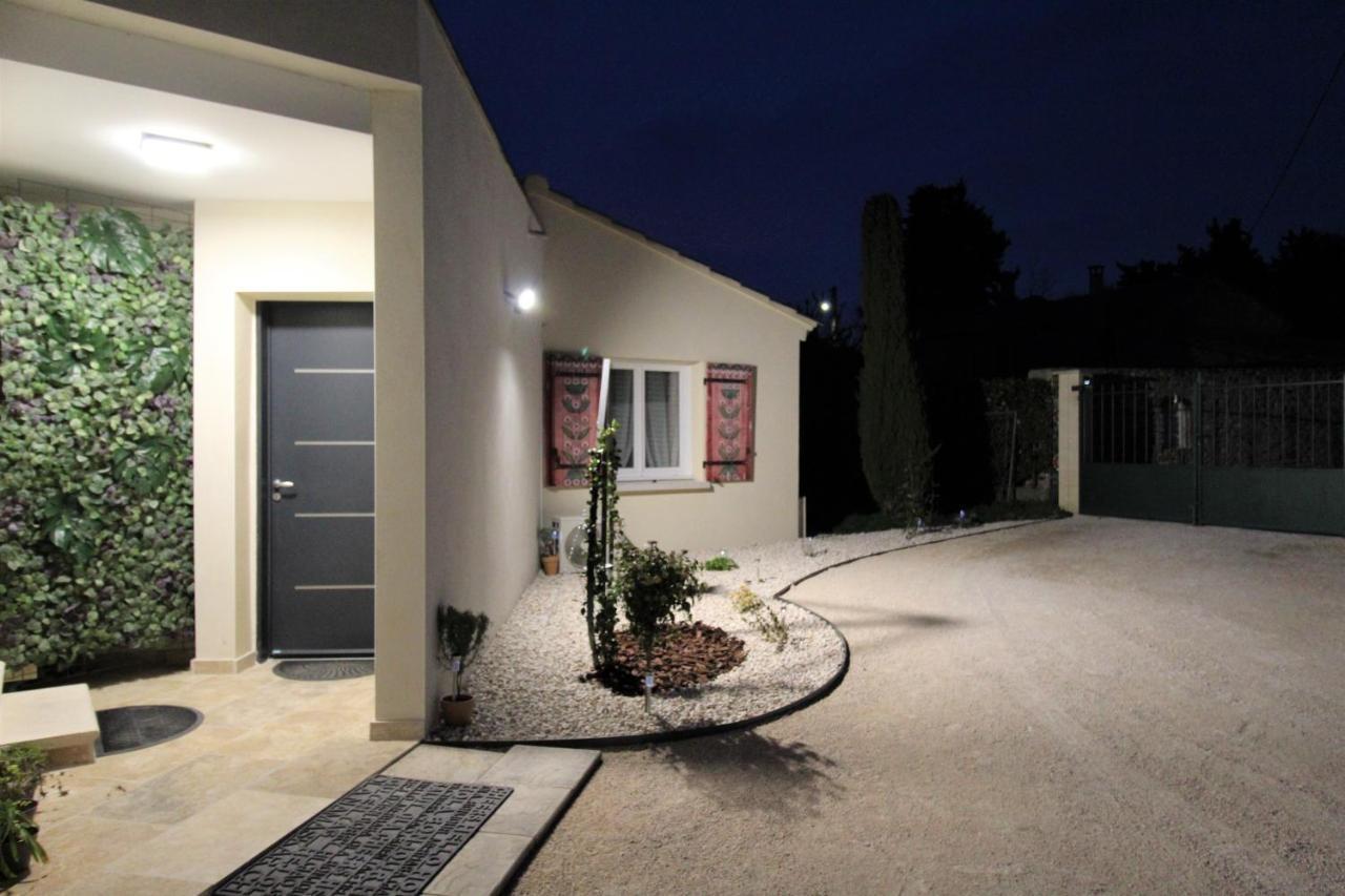 Les Bastidons De L'Isle - Le Saumane - 3 Etoiles Apartment Exterior photo
